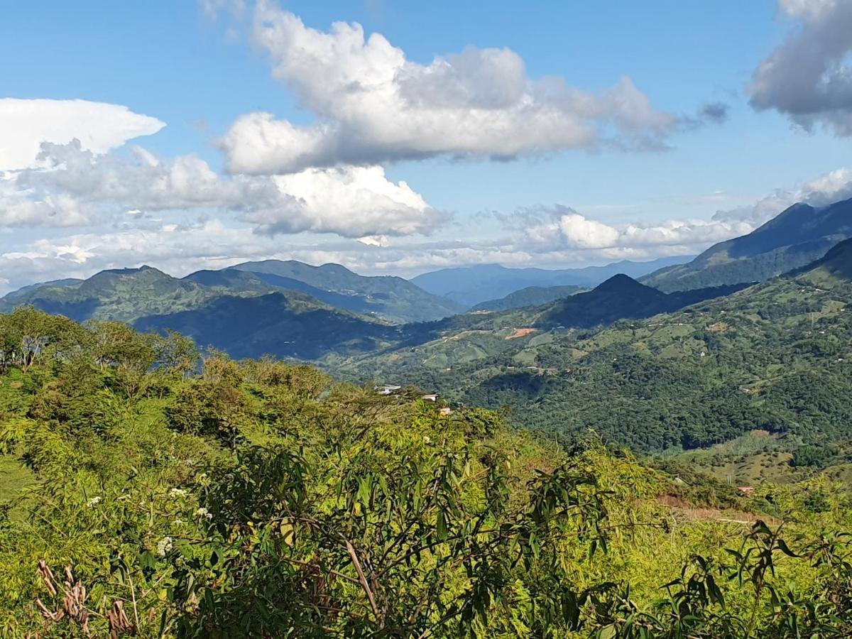 Ecofinca Fuente Alegre Cocorna Bagian luar foto